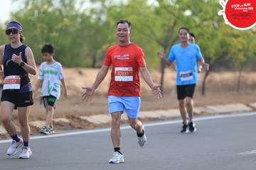 STOP AND RUN MARATHON 2024 - Ảnh #2088317