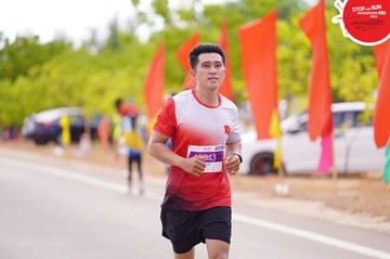 STOP AND RUN MARATHON 2024 - Ảnh #2088498
