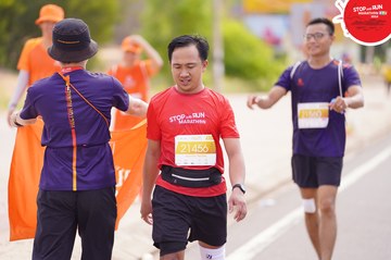 STOP AND RUN MARATHON 2024 - Ảnh #2088028