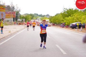 STOP AND RUN MARATHON 2024 - Ảnh #2088397