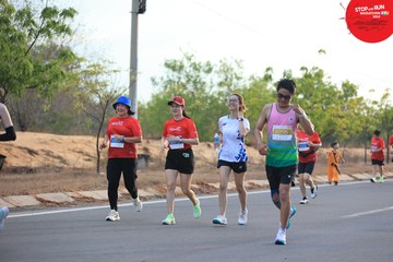 STOP AND RUN MARATHON 2024 - Ảnh #2087432