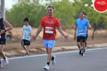 STOP AND RUN MARATHON 2024 - Ảnh #2088320