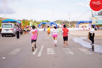 STOP AND RUN MARATHON 2024 - Ảnh #2089382