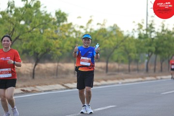 STOP AND RUN MARATHON 2024 - Ảnh #2088048