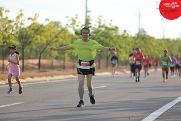 STOP AND RUN MARATHON 2024 - Ảnh #2089592