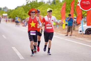 STOP AND RUN MARATHON 2024 - Ảnh #2088662