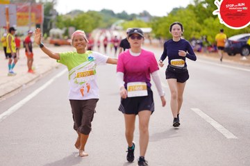 STOP AND RUN MARATHON 2024 - Ảnh #2088158