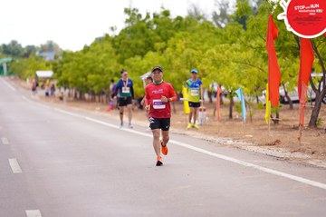 STOP AND RUN MARATHON 2024 - Ảnh #2089641