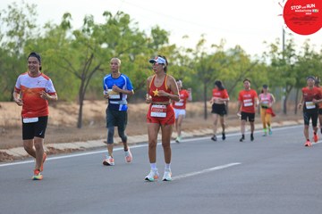 STOP AND RUN MARATHON 2024 - Ảnh #2088151