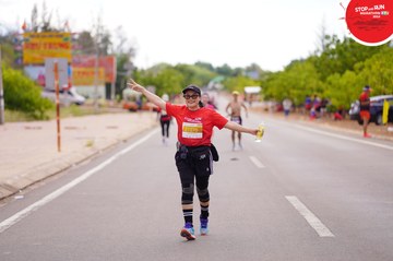 STOP AND RUN MARATHON 2024 - Ảnh #2089163