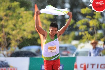 STOP AND RUN MARATHON 2024 - Ảnh #2089361