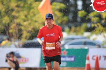 STOP AND RUN MARATHON 2024 - Ảnh #2088790