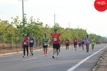 STOP AND RUN MARATHON 2024 - Ảnh #2088846
