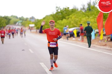 STOP AND RUN MARATHON 2024 - Ảnh #2088572