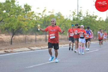 STOP AND RUN MARATHON 2024 - Ảnh #2088108