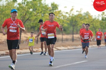 STOP AND RUN MARATHON 2024 - Ảnh #2088601