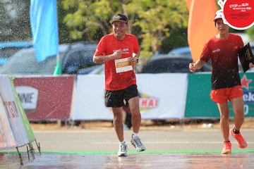 STOP AND RUN MARATHON 2024 - Ảnh #2088520