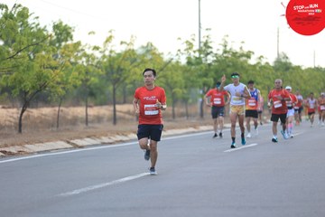 STOP AND RUN MARATHON 2024 - Ảnh #2088085