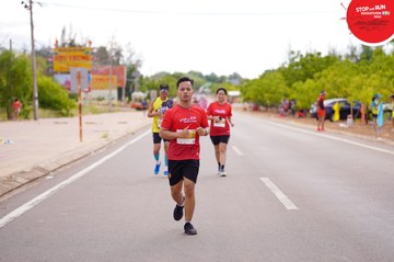 STOP AND RUN MARATHON 2024 - Ảnh #2089107
