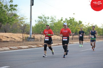 STOP AND RUN MARATHON 2024 - Ảnh #2088410