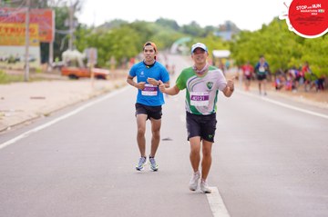 STOP AND RUN MARATHON 2024 - Ảnh #2089572
