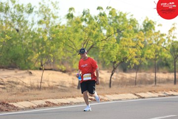 STOP AND RUN MARATHON 2024 - Ảnh #2088985