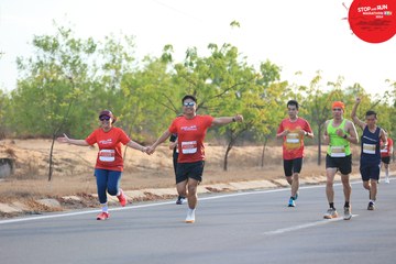 STOP AND RUN MARATHON 2024 - Ảnh #2088463