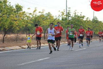 STOP AND RUN MARATHON 2024 - Ảnh #2088564