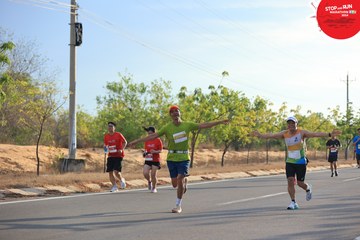 STOP AND RUN MARATHON 2024 - Ảnh #2089762