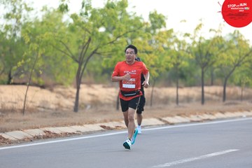 STOP AND RUN MARATHON 2024 - Ảnh #2088332