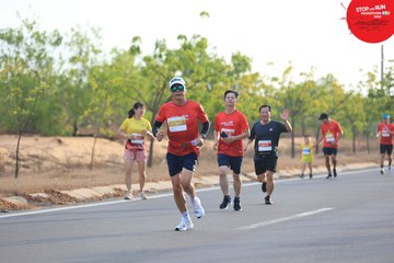 STOP AND RUN MARATHON 2024 - Ảnh #2088563