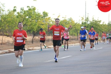 STOP AND RUN MARATHON 2024 - Ảnh #2088497