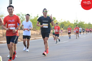STOP AND RUN MARATHON 2024 - Ảnh #2088539