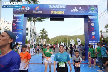 UNIQUE NHA TRANG H MARATHON 2024 - Ảnh #2230568