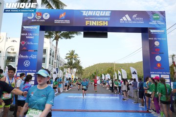 UNIQUE NHA TRANG H MARATHON 2024 - Ảnh #2230273