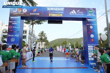 UNIQUE NHA TRANG H MARATHON 2024 - Ảnh #2231975