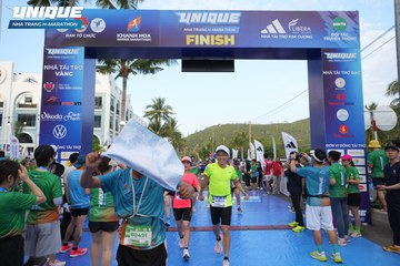 UNIQUE NHA TRANG H MARATHON 2024 - Ảnh #2230897