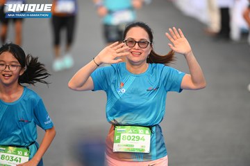 UNIQUE NHA TRANG H MARATHON 2024 - Ảnh #2228633
