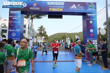 UNIQUE NHA TRANG H MARATHON 2024 - Ảnh #2230877