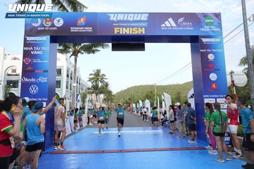 UNIQUE NHA TRANG H MARATHON 2024 - Ảnh #2230445