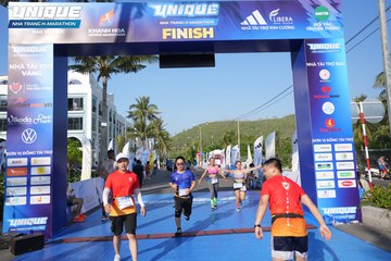UNIQUE NHA TRANG H MARATHON 2024 - Ảnh #2232876