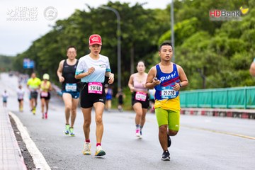 Photo HDBank Green Marathon 2025 - 00d37704ecafc9807c69d7d8c01a2e1d.jpg