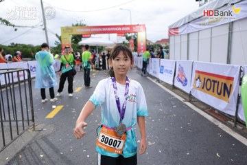 Photo HDBank Green Marathon 2025 - 093987dc18a05240c644cecf80b0559c.jpg