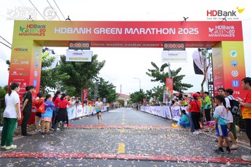 Photo HDBank Green Marathon 2025 - 0afe0f9ffc1c3a3b0ac6ddc394ced8ff.jpg