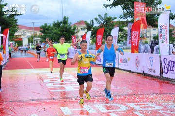 Photo HDBank Green Marathon 2025 - 0d4424685bb5b7ea7fc4b78e54c1250b.jpg
