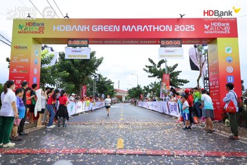 Photo HDBank Green Marathon 2025 - 126f78a1d693e1268b432394f8cbc0b7.jpg