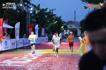 Photo HDBank Green Marathon 2025 - 13cd2f43a6c9b2063925b3a677652780.jpg