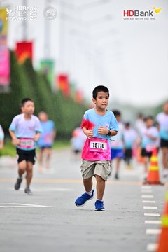 Photo HDBank Green Marathon 2025 - 181d5a6c7f5e966bb6e9f4c80ee252fb.jpg