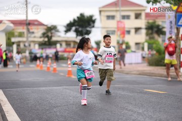 Photo HDBank Green Marathon 2025 - 1c0c3f22e8a2d9f8a75069ca3e6b5e3c.jpg