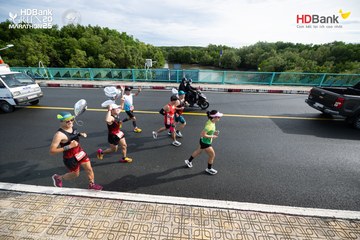 Photo HDBank Green Marathon 2025 - 22dec59c6c9d9f4d3bdbcc92df9419b9.jpg